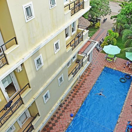 Mad Monkey Hostel Kampot (Adults Only) Esterno foto