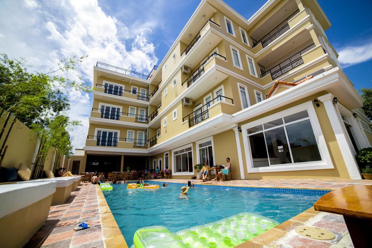 Mad Monkey Hostel Kampot (Adults Only) Esterno foto