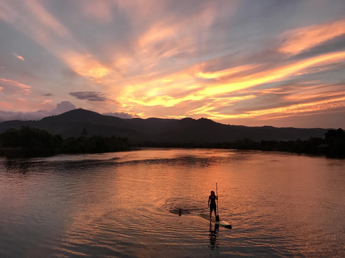 Mad Monkey Hostel Kampot (Adults Only) Esterno foto