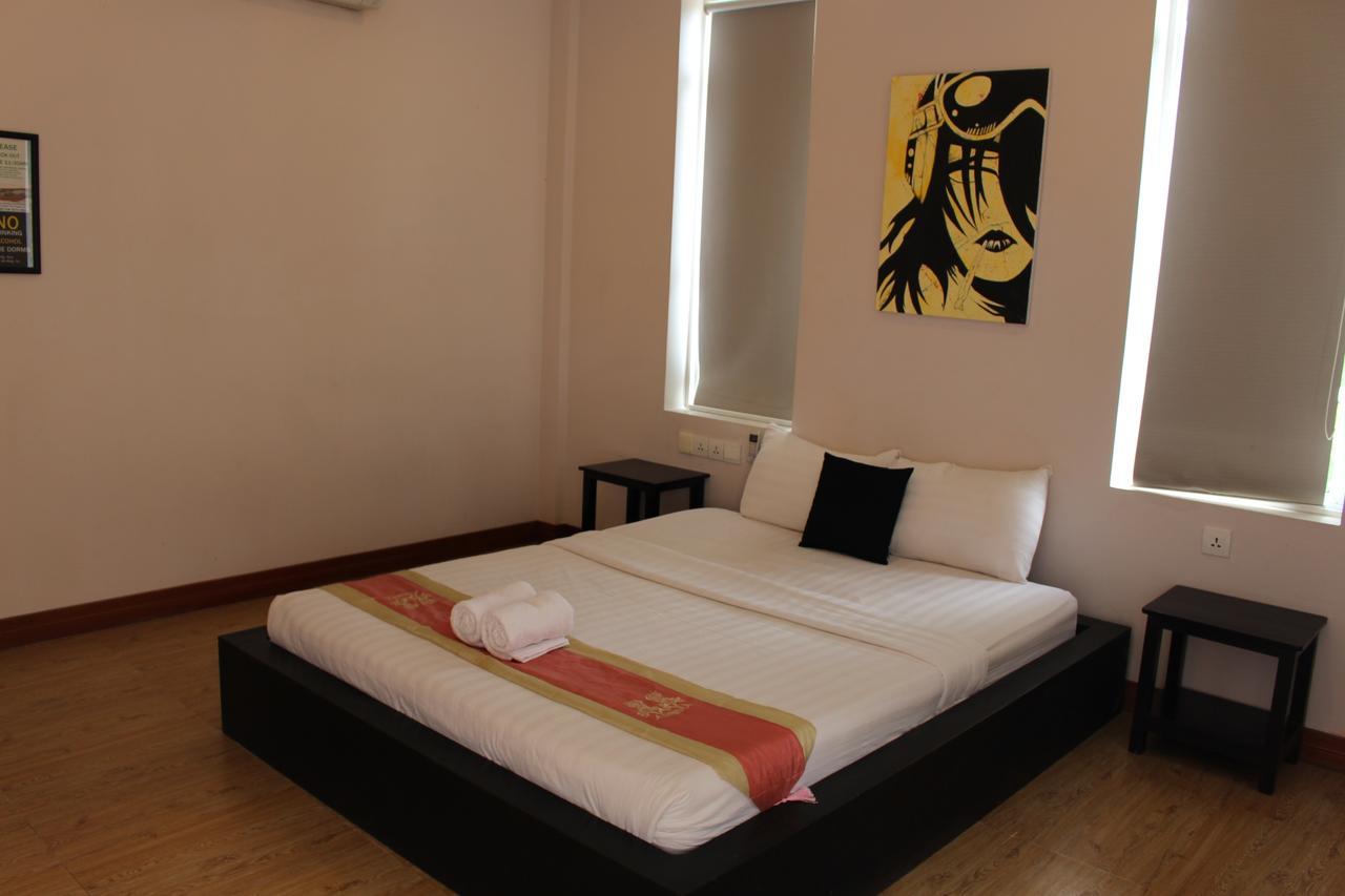 Mad Monkey Hostel Kampot (Adults Only) Esterno foto