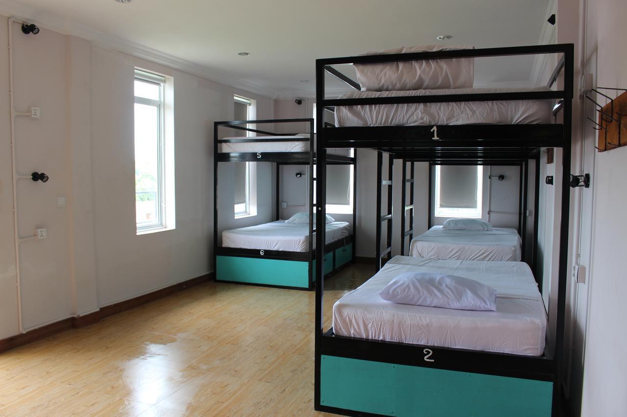 Mad Monkey Hostel Kampot (Adults Only) Esterno foto