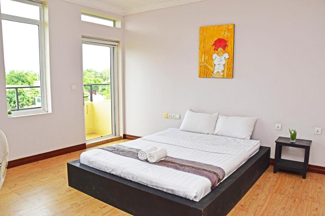 Mad Monkey Hostel Kampot (Adults Only) Esterno foto