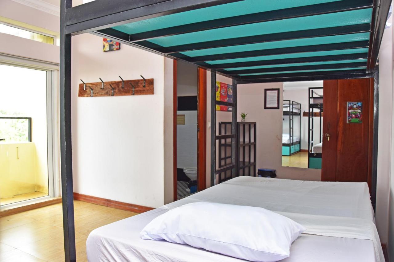 Mad Monkey Hostel Kampot (Adults Only) Esterno foto