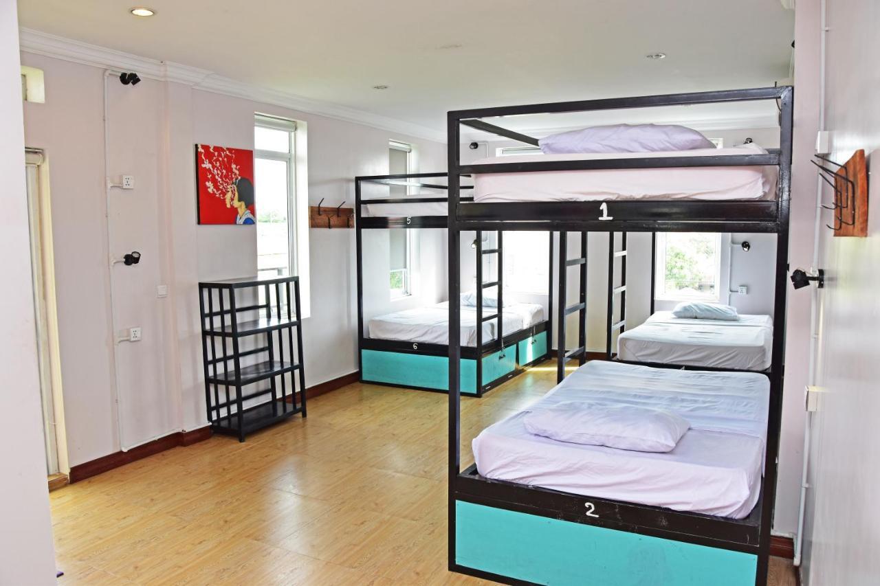 Mad Monkey Hostel Kampot (Adults Only) Esterno foto