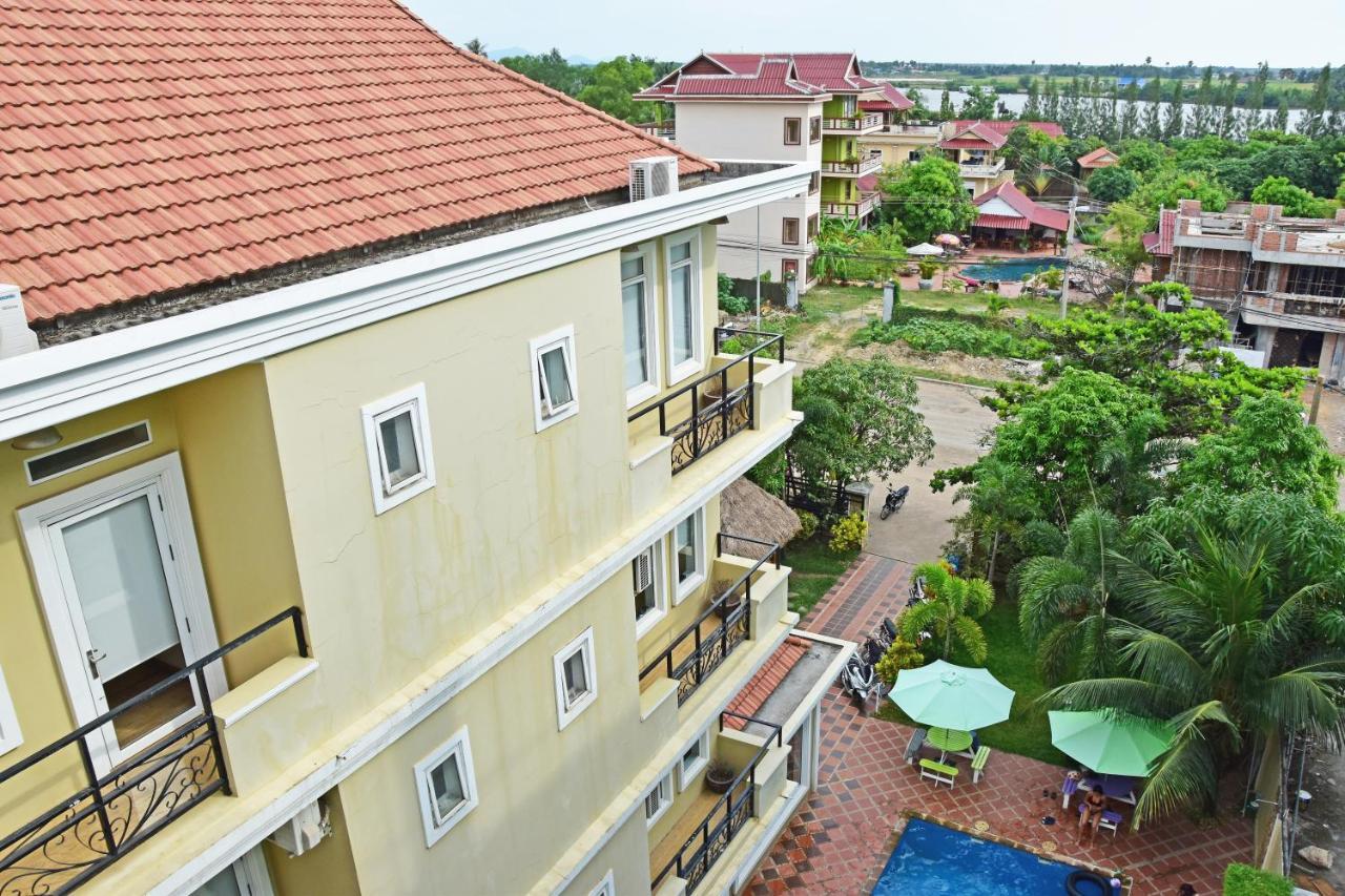 Mad Monkey Hostel Kampot (Adults Only) Esterno foto