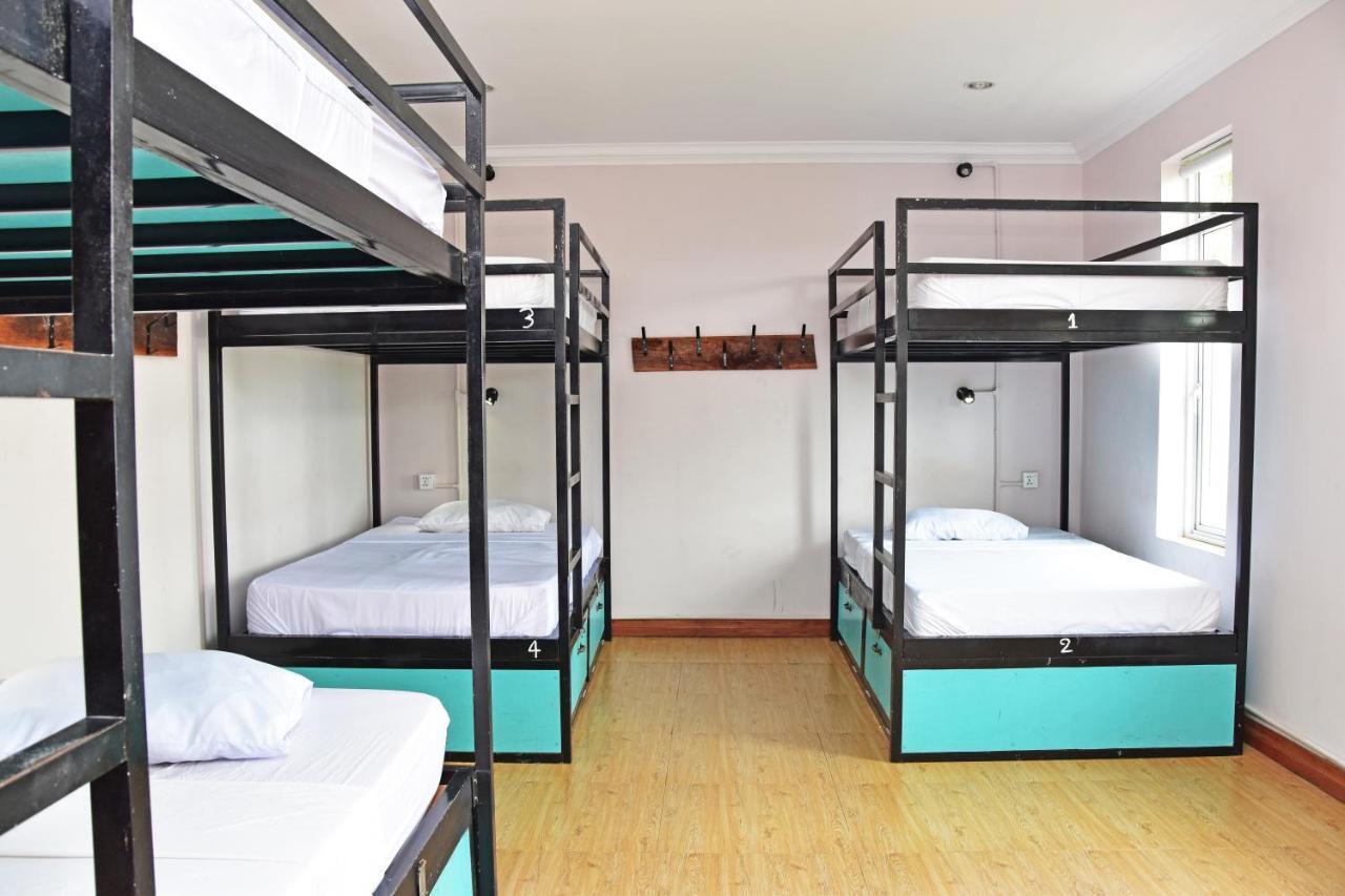 Mad Monkey Hostel Kampot (Adults Only) Esterno foto